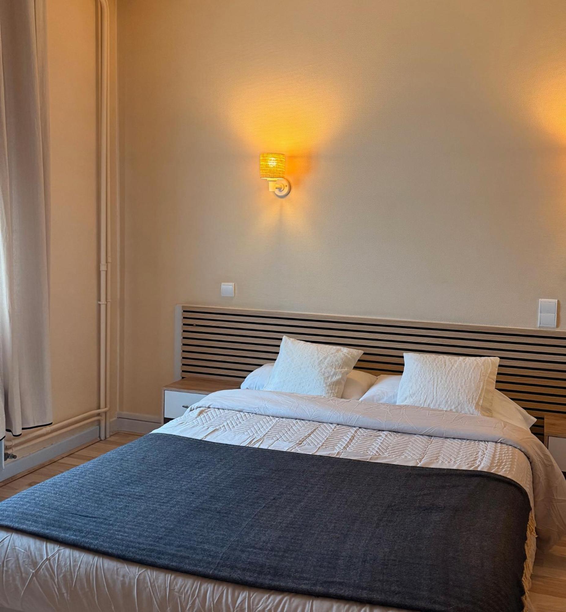 ホテル Le Relais De La Route Bleue Saint-Loup  エクステリア 写真