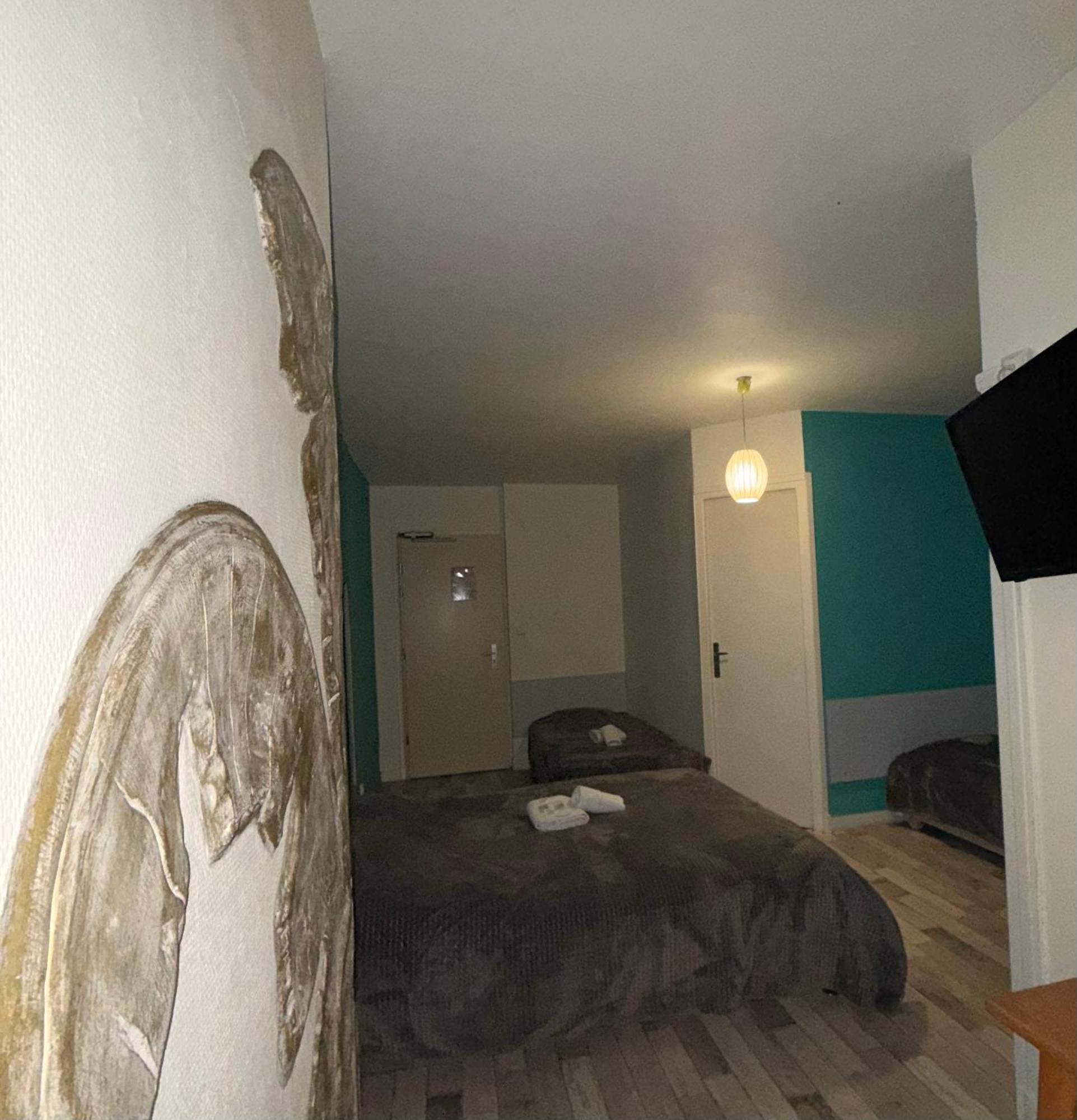 ホテル Le Relais De La Route Bleue Saint-Loup  エクステリア 写真